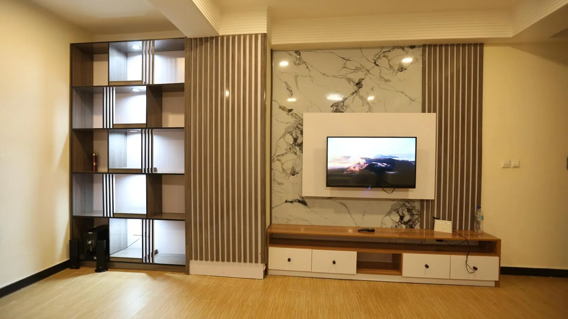 Kidist 5Br Duplex Apartment Adis Abeba 0*,  Etiópia