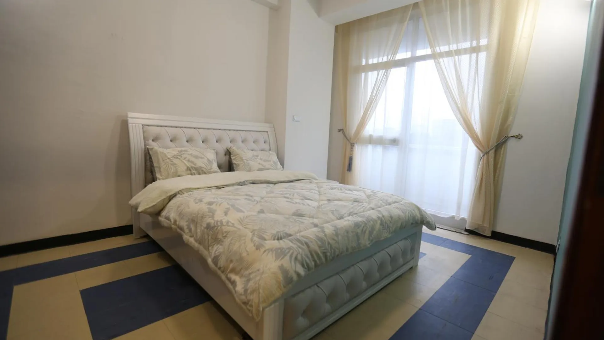 Kidist 5Br Duplex Apartment Adis Abeba 0*,